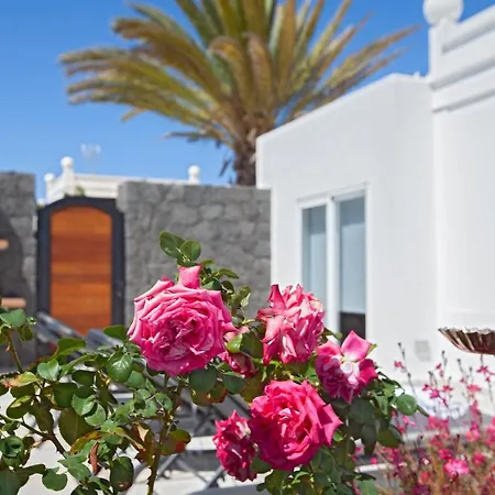 Vila Luciente - 3 Bedroom - Great Pool Area - Perfect For Families Puerto del Carmen (Lanzarote)